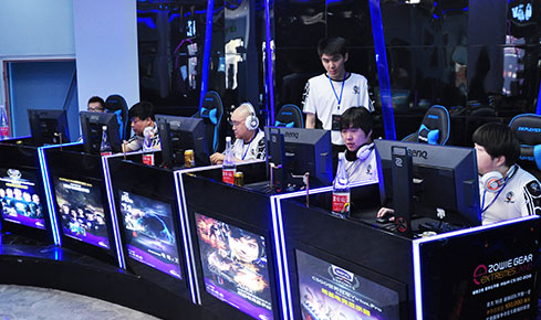 现有如脱胎 现有如脱胎