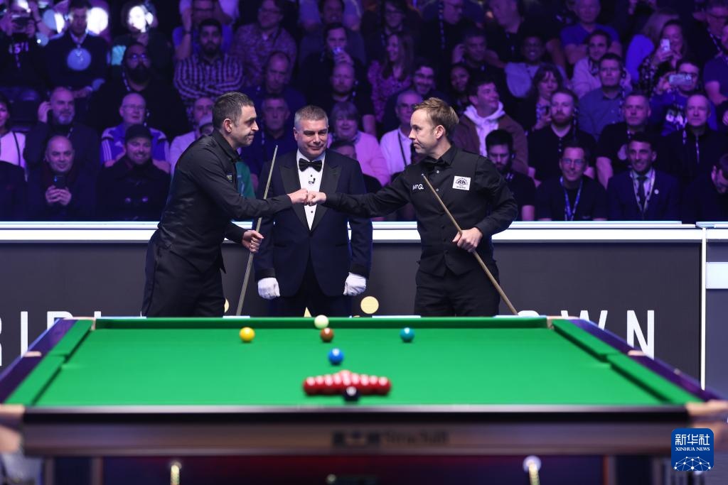 一手牌中选 一手牌中选